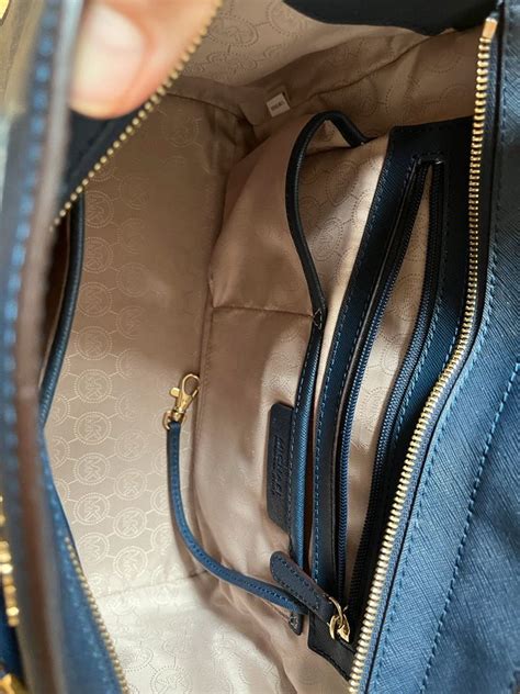 ebay kleinanzeigen michael kors selma|Michael Kors Selma Handtasche kleinanzeigen.de.